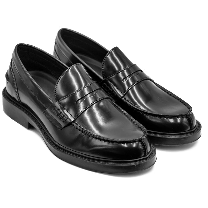 Women's College Loafers Black Lightweight Rubber Sole Riccardo P.