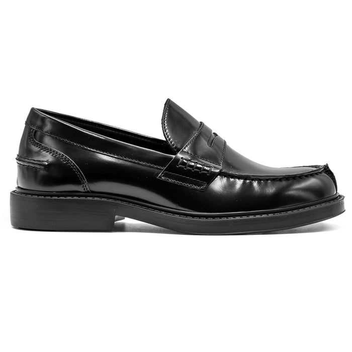 Women's College Loafers Black Lightweight Rubber Sole Riccardo P.