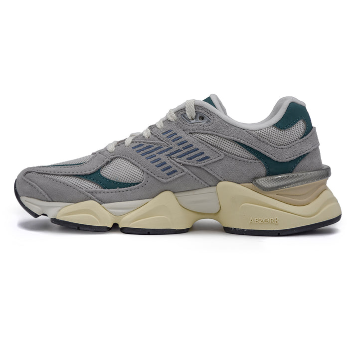 Sneakers Donna New Balance 9060HSM Grigio Dall'Estetica Futurista