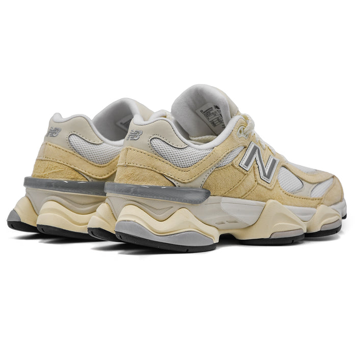 Sneakers New Balance Donna 9060 Beige Dispositivo CR Traslucido